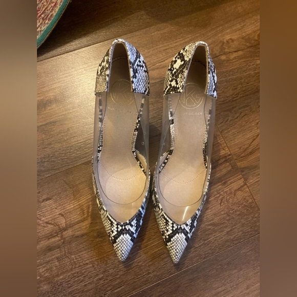 Snakeskin Pattern Women's Shoes - Picture 1 of 3
